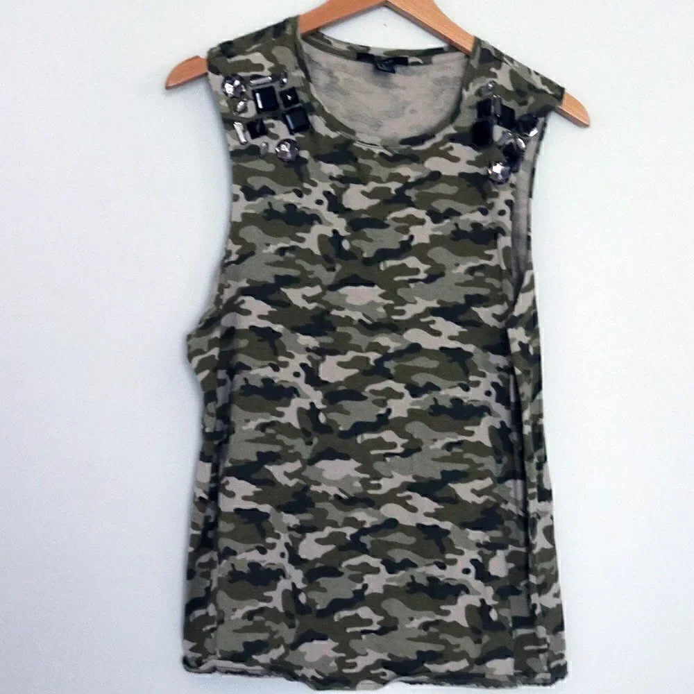 Forever 21 Sleeveless Top